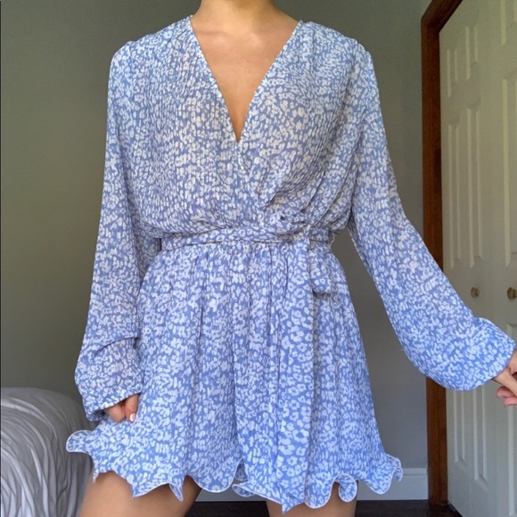 So Settled Romper In Blue Abstract Floral C/MEO - Picture 3 of 6